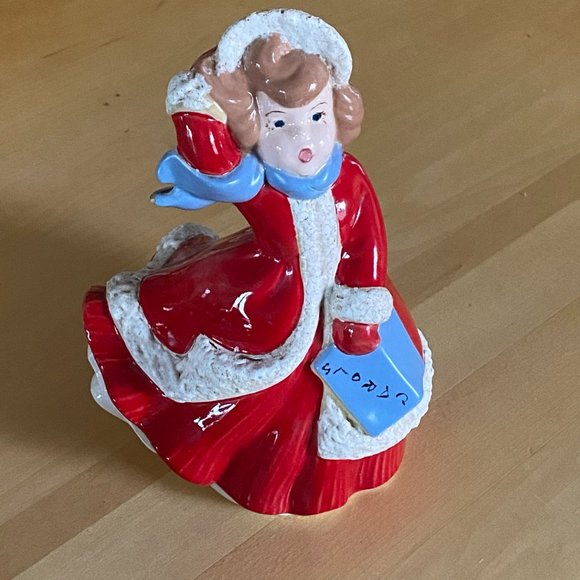 Vintage Christmas Caroler - Picture 2 of 5